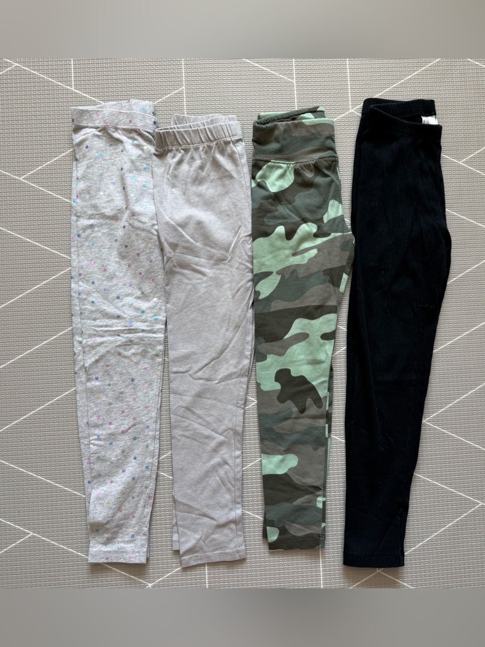 Cat & Jack|Big girl Leggings bundle set,Light Gray Confetti,Green Camo, Black•